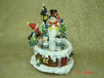 Polyresin Snowman skating board w/music